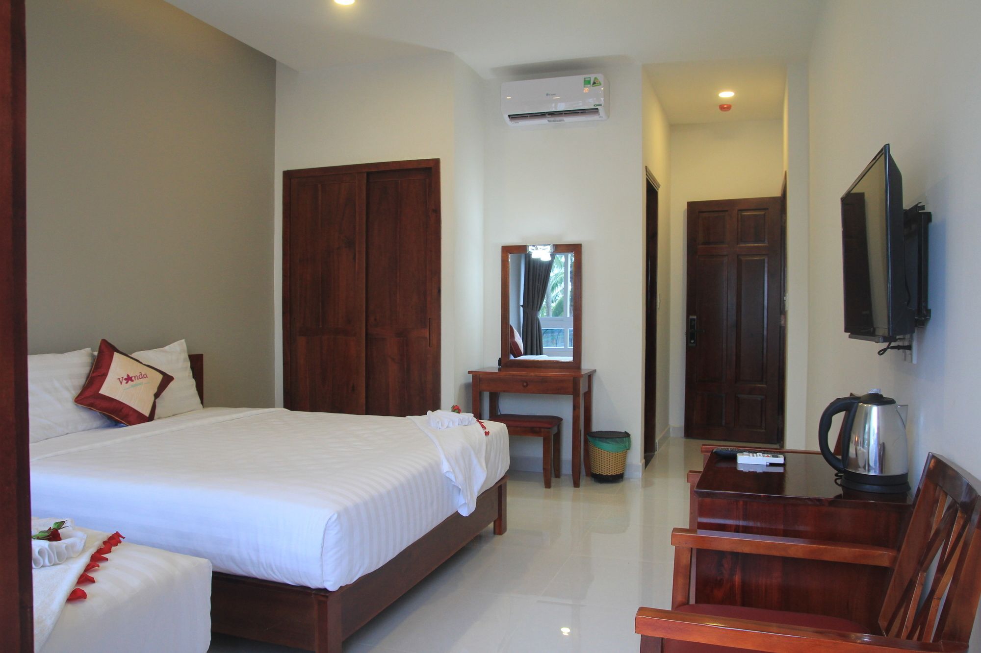 Vanda Hotel Фу Куок Екстериор снимка